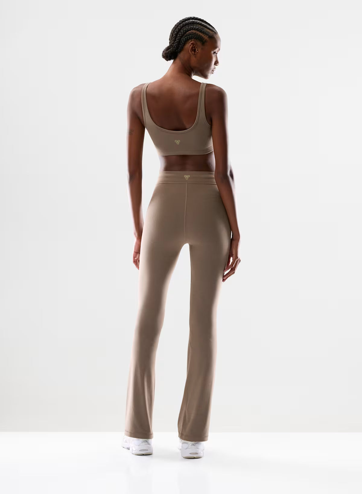 Aritzia Butter Loop Bootcut 32” Legging